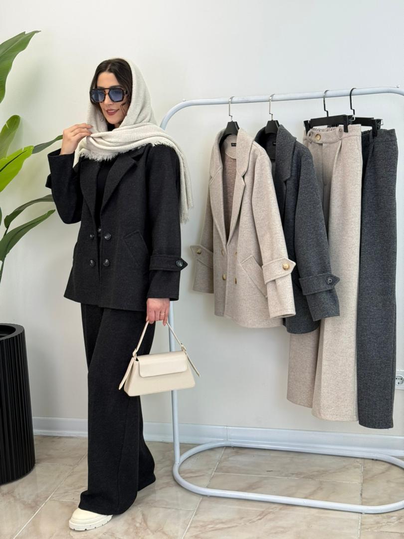 WhatsApp Image 2025-10-25 at 10.46.02 (1)