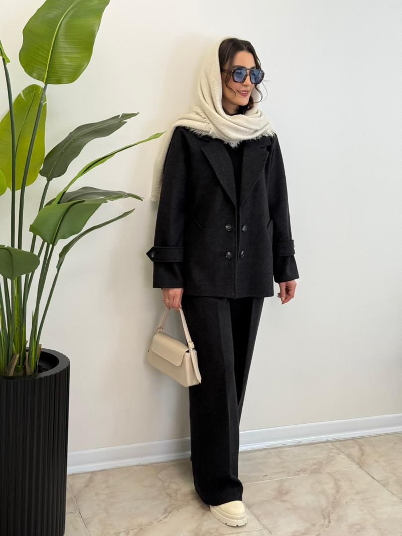 WhatsApp Image 2025-10-25 at 10.46.03