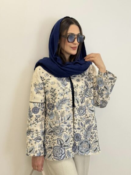 رایا سرمه ای